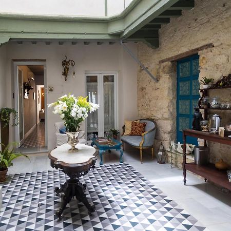 Casa Portus Gaditanus S XVIII Patio Andaluz El Puerto de Santa María Habitación foto